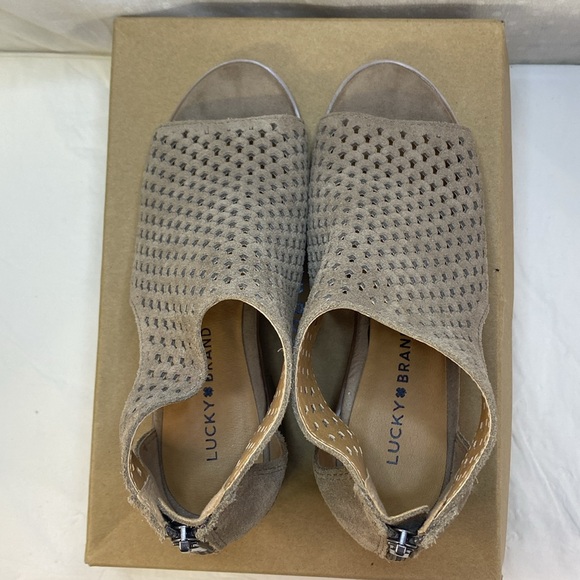 Lucky‎ brand LP-Nacria peep toe sandals size 6.5M stonerock oiled suede - Picture 11 of 14